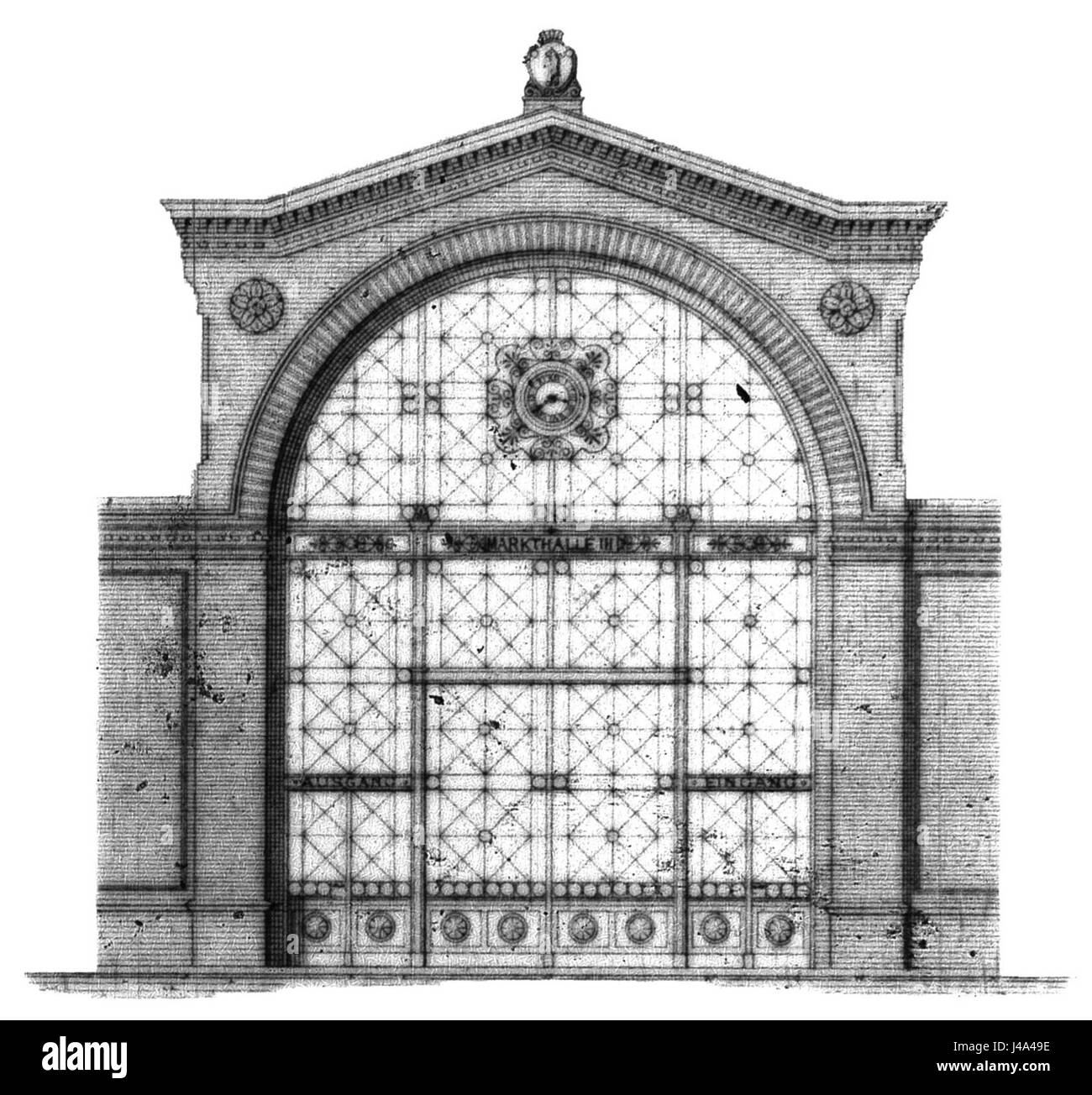 Il Portal Hof su Zimmerstrasse, parte della Markthalle III, è un edificio storico di Berlino, notevole per il suo design architettonico e il ruolo nella storia commerciale della città. Foto Stock