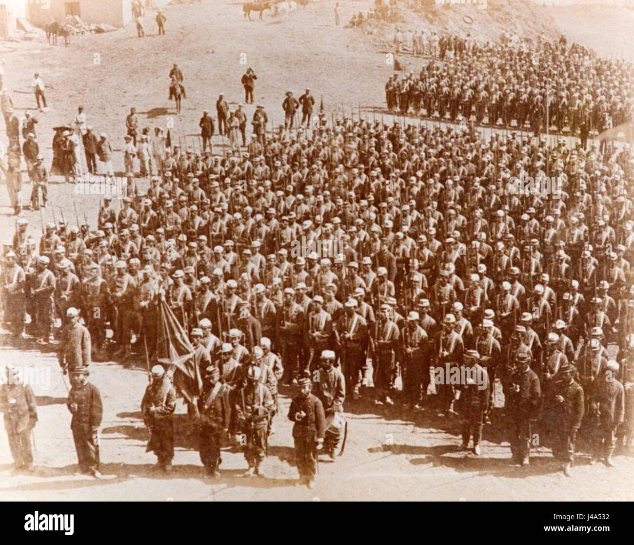 Questa frase si riferisce a un evento cerimoniale o storico che coinvolge uno standard o una bandiera. Il riferimento potrebbe essere collegato a un evento militare o simbolico di uno specifico periodo storico. Foto Stock