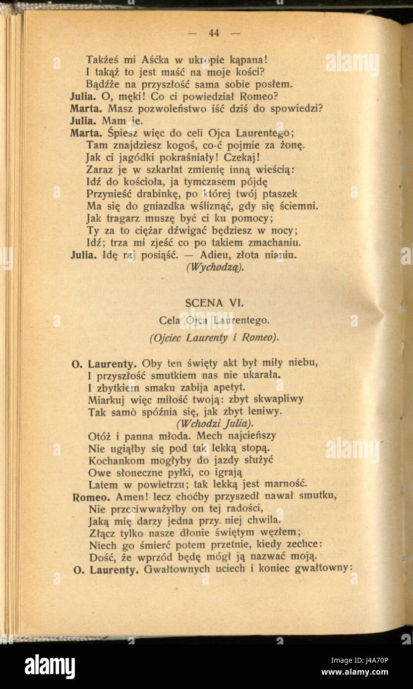 Il dramma Romeo i Julia (Romeo e Giulietta), scritto da William Shakespeare, è una tragedia senza tempo sull'amore giovane, il conflitto familiare e il destino. È stato adattato in varie forme, tra cui teatro e film. Foto Stock