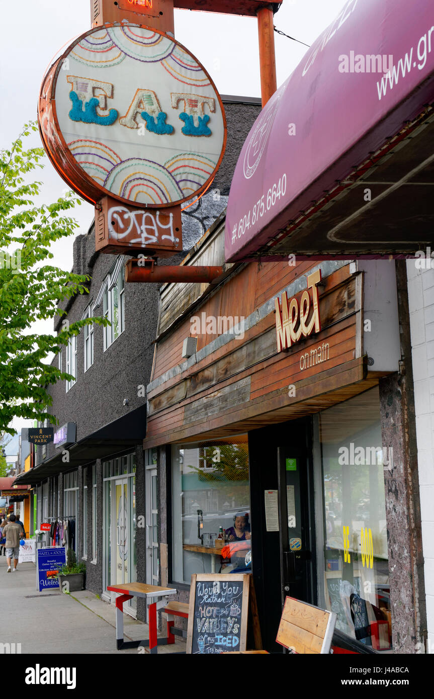 Soddisfare il principale ristorante vegano su Main Street, Vancouver, British Columbia, Canada Foto Stock