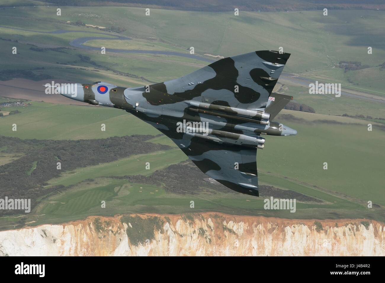 Vulcan b2 xh558 banking oltre il canale in lingua inglese Foto Stock