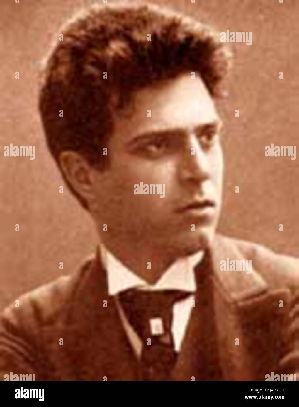 Pietro Mascagni è stato un compositore italiano, meglio conosciuto per le sue opere liriche, tra cui la famosa "Cavalleria Rusticana". La sua musica rimane influente nell'opera. Foto Stock