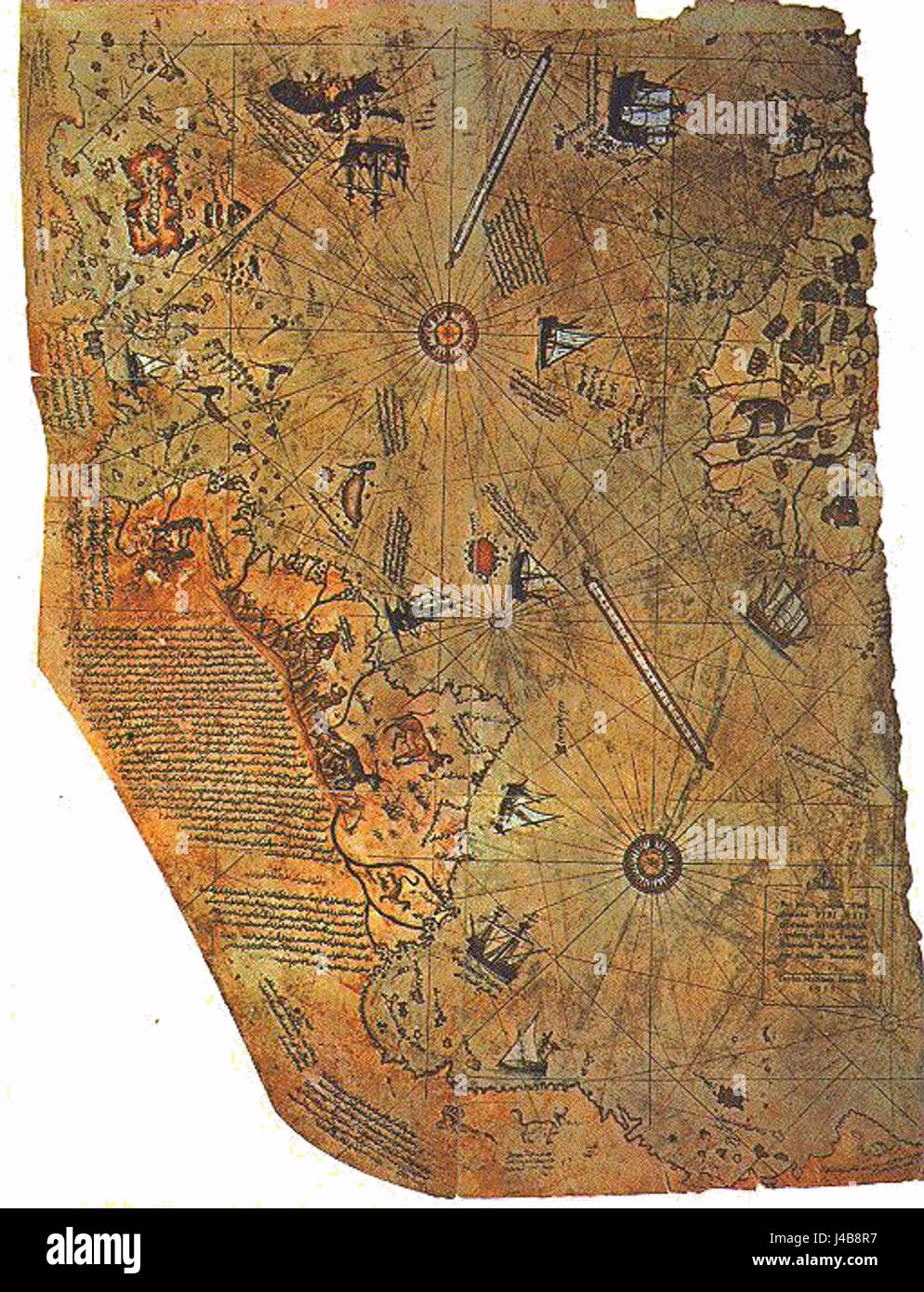 La mappa di Piri Reis, creata nel 1513 dall'ammiraglio ottomano Piri Reis, è una mappa del mondo che mostra parti dell'Europa, dell'Africa e delle Americhe. È notevole per la sua dettagliata rappresentazione delle coste e per il suo uso di fonti antiche. Foto Stock
