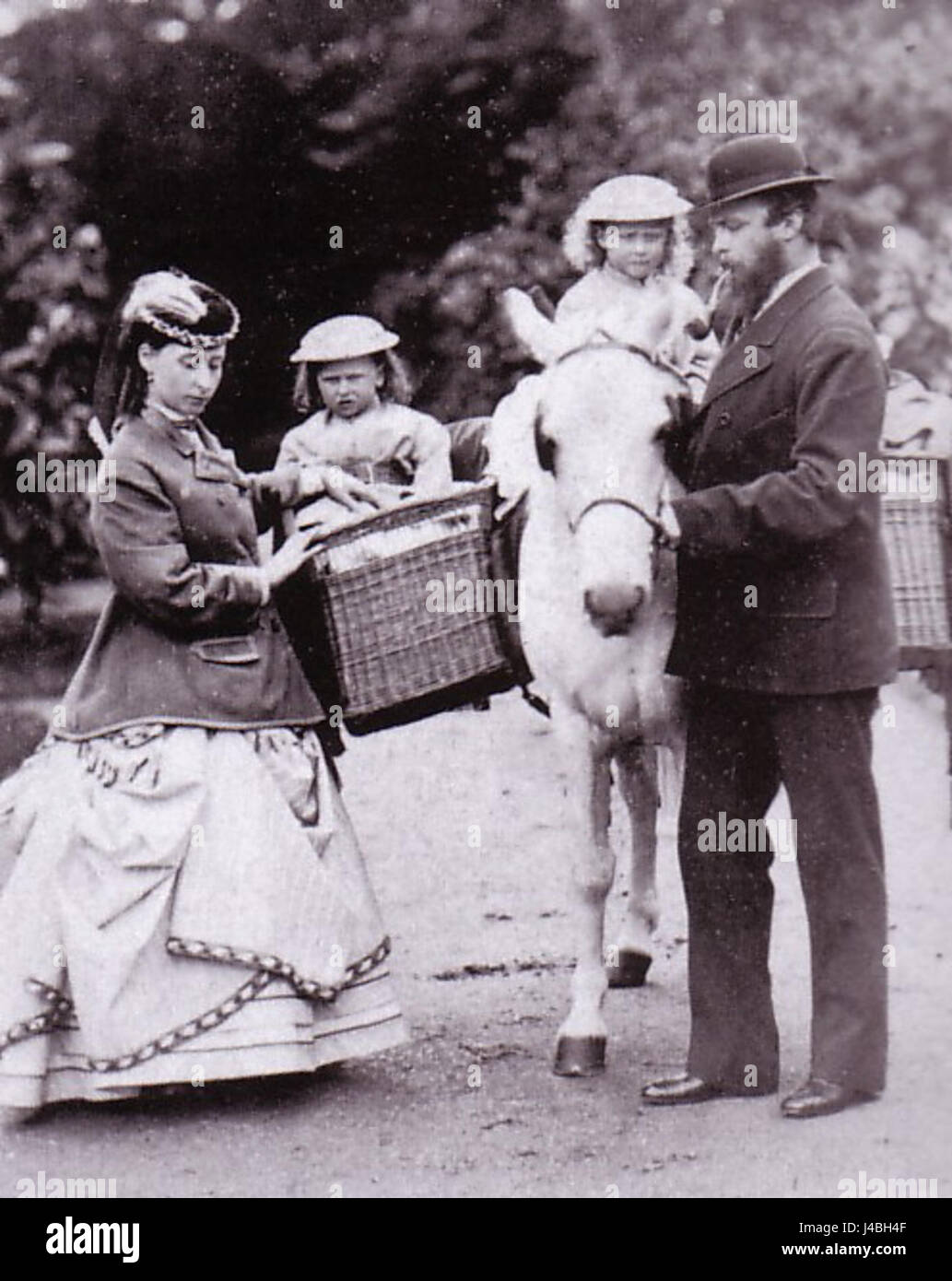 La principessa Alice con suo marito, il Principe Luigi di Hesse Foto Stock