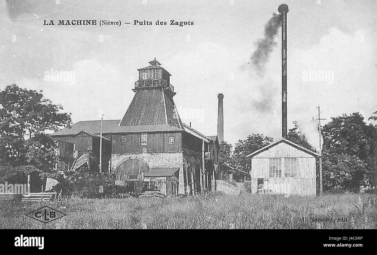 Puits des Zagots (2) è un riferimento a un pozzo specifico o a una fonte d'acqua, possibilmente situata in un contesto storico o geografico. Il termine "Puits" si traduce in "pozzo" in francese, indicando il suo ruolo nell'accesso all'acqua o una caratteristica locale significativa. Foto Stock