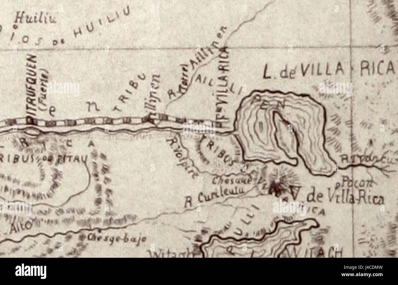 Questa mappa del 1870 mostra la parte superiore del Rio Tolten in relazione alle regioni di Arauco e Valdivia del Cile, evidenziando le caratteristiche geografiche e gli insediamenti dell'epoca. Foto Stock