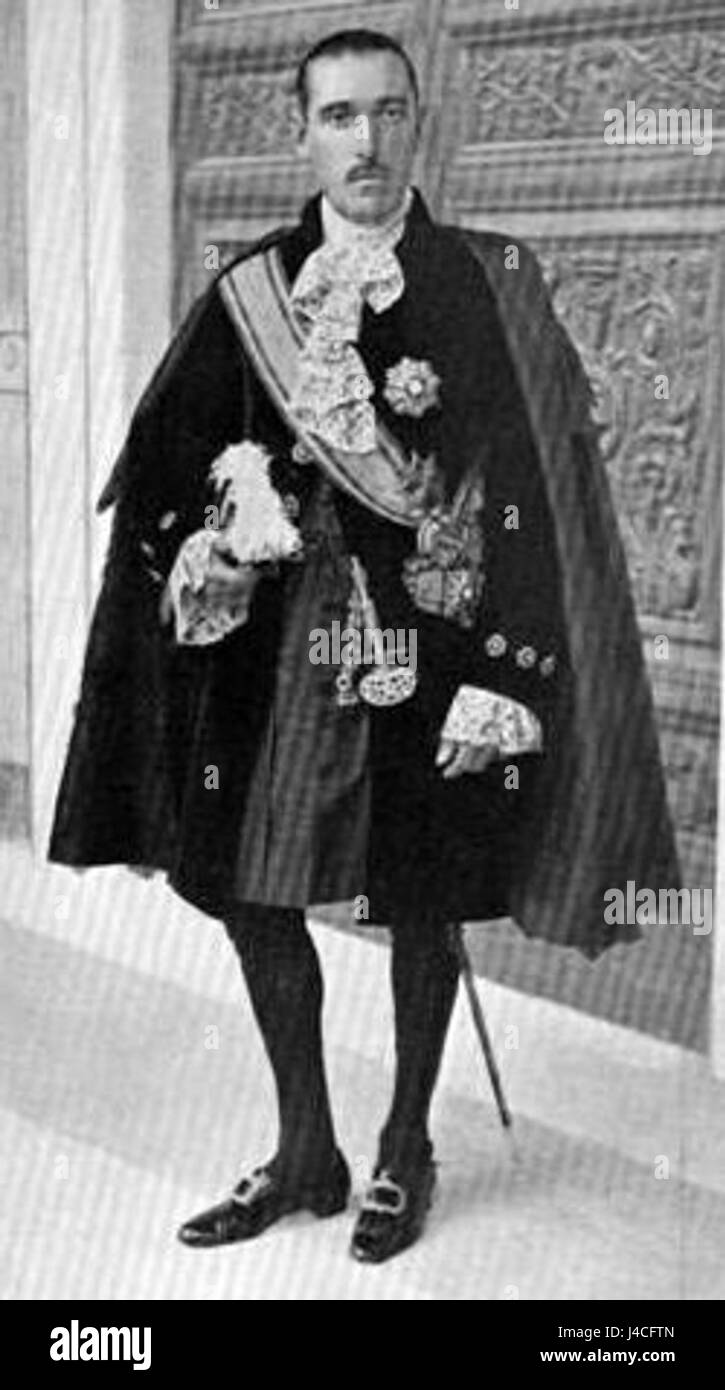 Il termine "Principeassistente" può riferirsi a un titolo ufficiale, possibilmente una posizione in una corte o in una struttura governativa, che indica un ruolo nell'assistere la leadership. Foto Stock