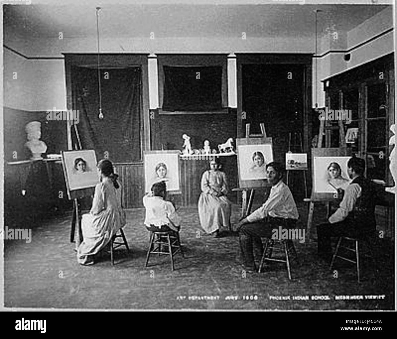 La Phoenix Indian School, fondata alla fine del XIX secolo, era un'istituzione volta a educare i bambini nativi americani. Ha svolto un ruolo significativo negli sforzi dell'governmentâ degli Stati Uniti per assimilare i popoli indigeni nella società tradizionale. Foto Stock