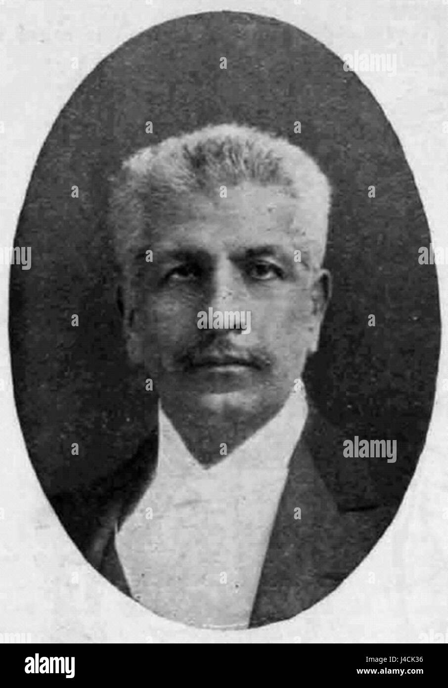 Pedro Montt fu presidente del Cile dal 1906 al 1910, noto per i suoi sforzi nel modernizzare il paese e migliorare le infrastrutture. La sua presidenza si concentrò sullo sviluppo economico, sull'istruzione pubblica e sulle riforme sociali. Foto Stock