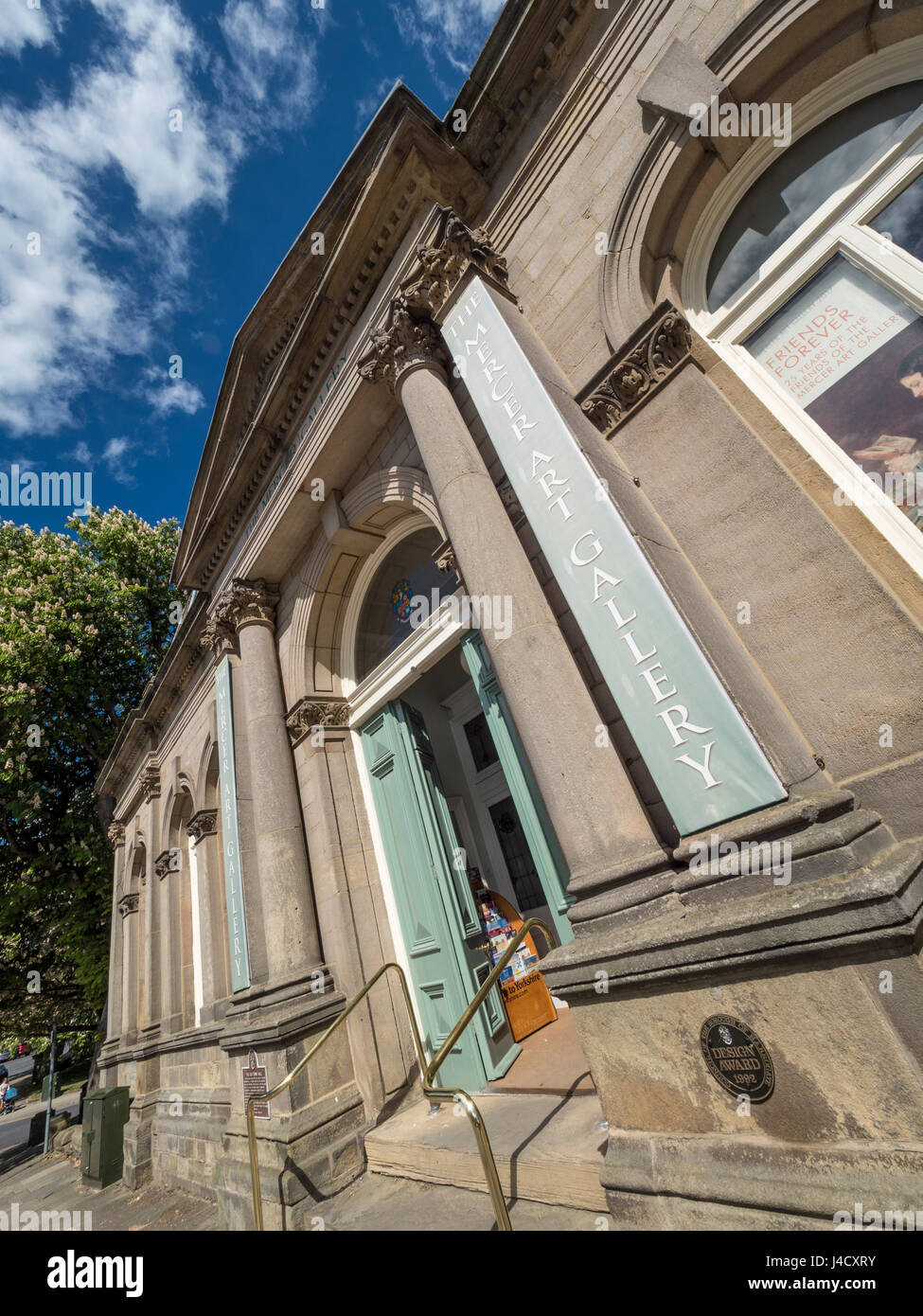 Il Mercer Galleria d'arte, Harrogate. Aperto nel 1991 in 200 anni di Harrogate Promenade Camere, uno di Harrogate il primo scopo costruiti edifici termali. Foto Stock