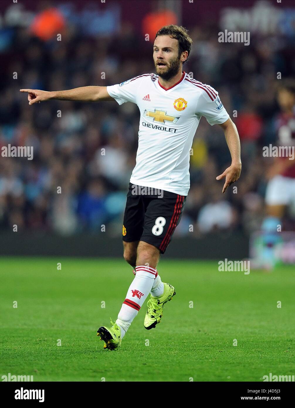 JUAN MATA DEL MANCHESTER UNITED ASTON VILLA V MANCHESTER UNITE VILLA PARK Birmingham Inghilterra 14 Agosto 2015 Foto Stock