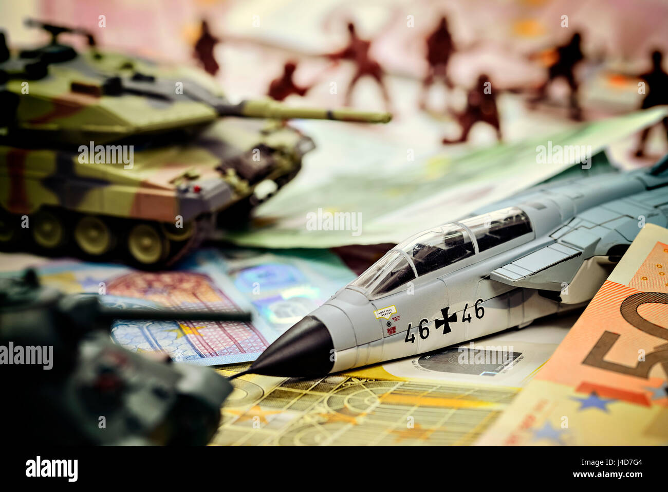 In ascesa il tedesco la spesa della difesa, simbolico foto, Steigende deutsche Verteidigungsausgaben, Symbolfoto Foto Stock