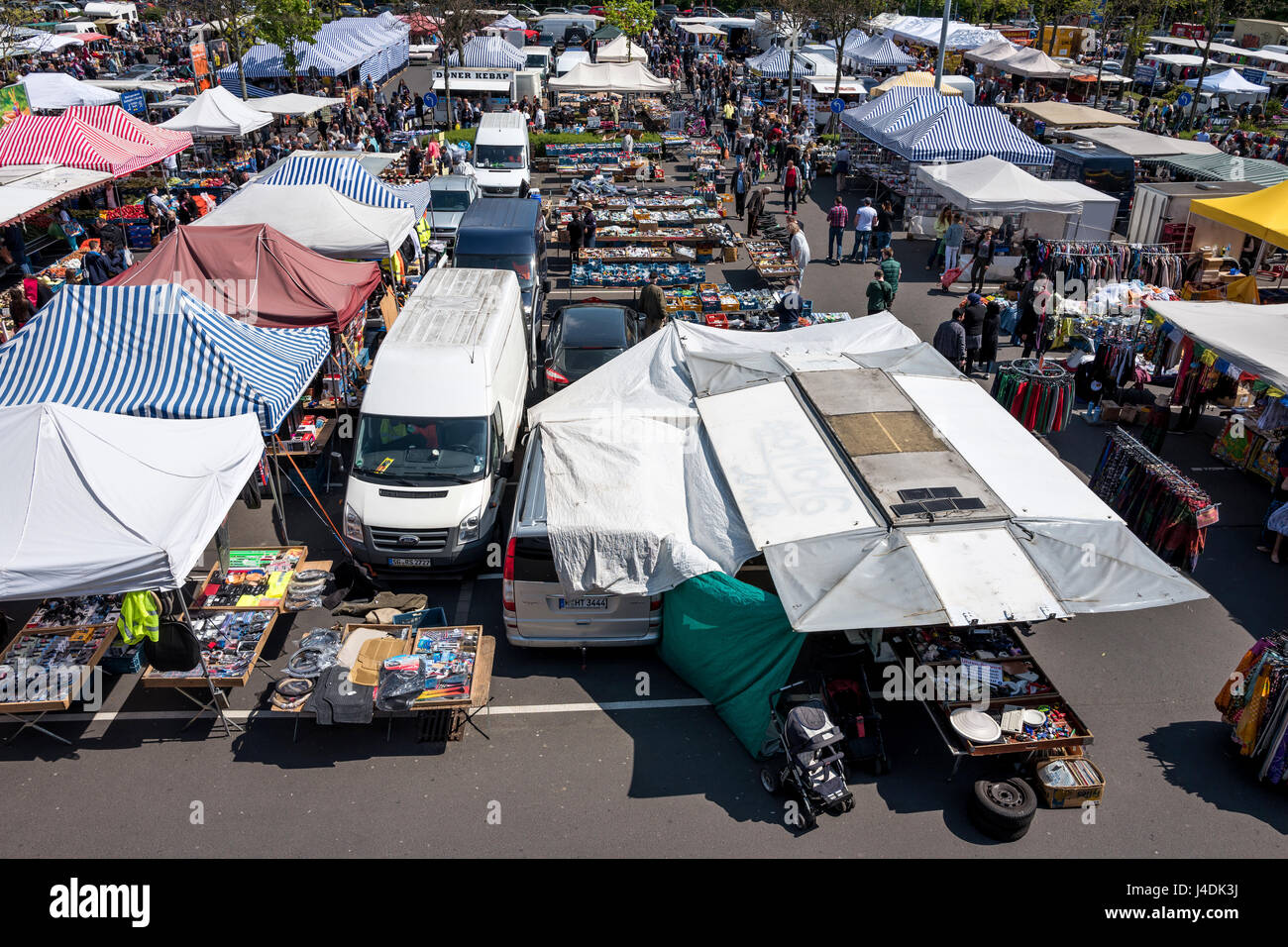 Mercato delle pulci a IKEA in Cologne-Godorf Foto Stock
