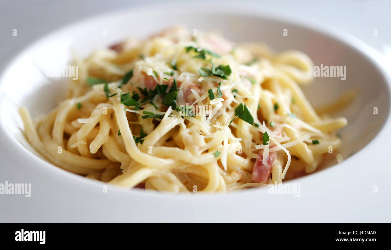 Spaghetti alla carbonara Foto Stock