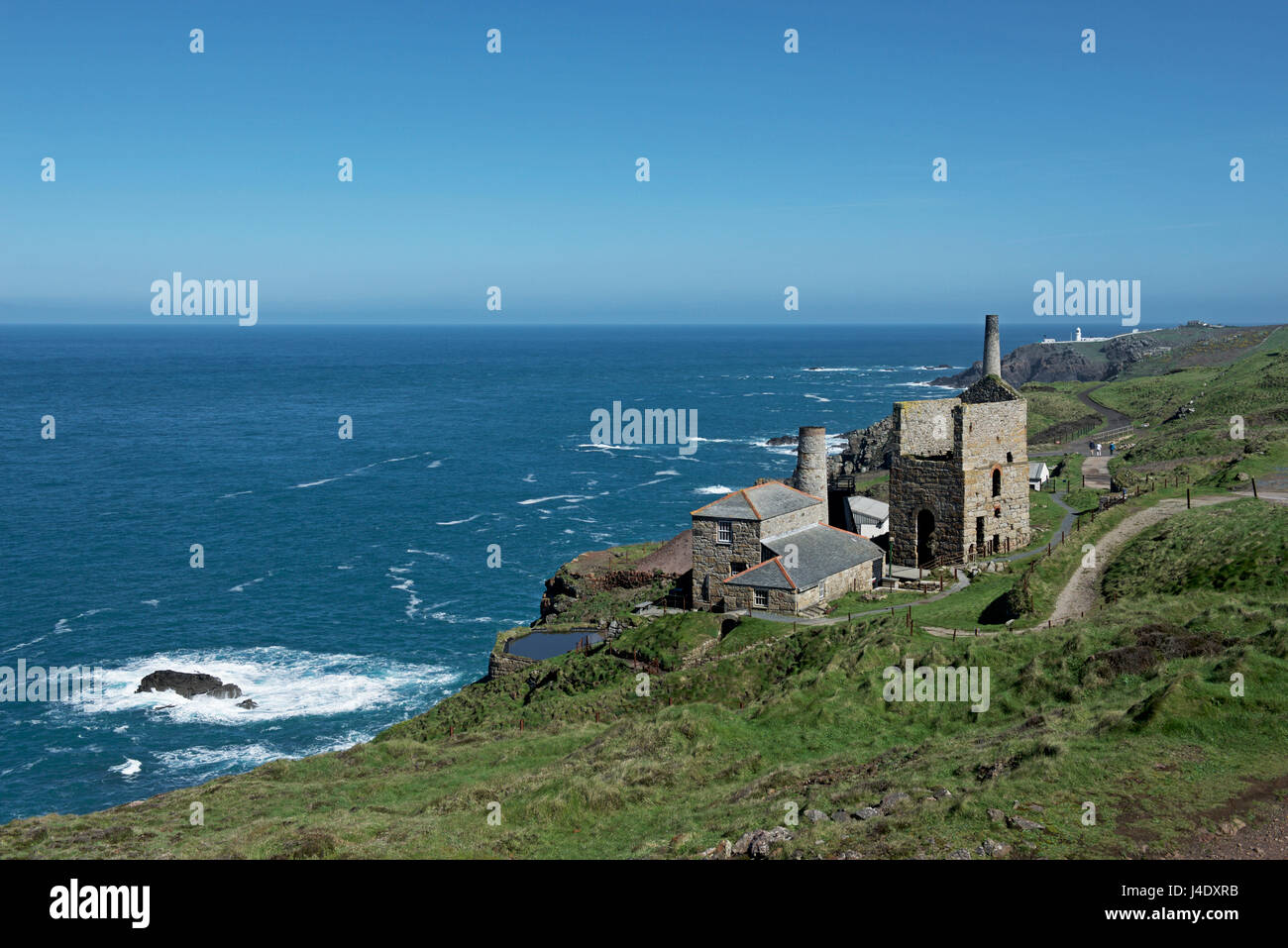 Case di motore per lo stagno delle miniere, Penwith, Cornwall, England Regno Unito Foto Stock Case di motore per lo stagno delle miniere, Penwith, Cornwall, England Regno Unito Foto Stock