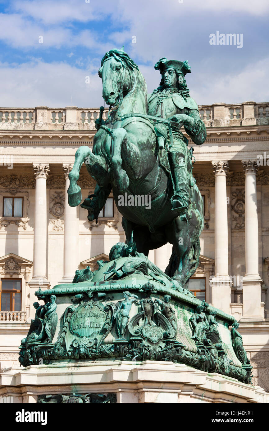 Statua equestre del principe Eugenio di Savoia (Prinz Eugen von Savoyen), il Palazzo di Hofburg, Heldenplatz, Vienna, Austria, Europa Foto Stock