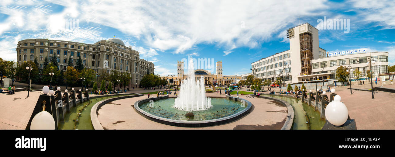 Panorama di Piazza Stazione in Kharkiv, Ucraina, Europa Foto Stock