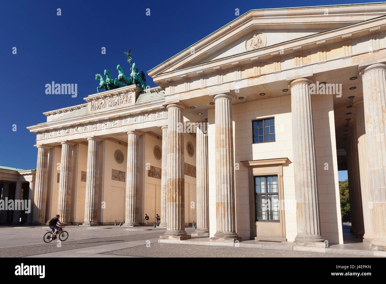La Porta di Brandeburgo (Brandenburger Tor), Pariser Platz, Berlin Mitte, Berlin, Germania, Europa Foto Stock
