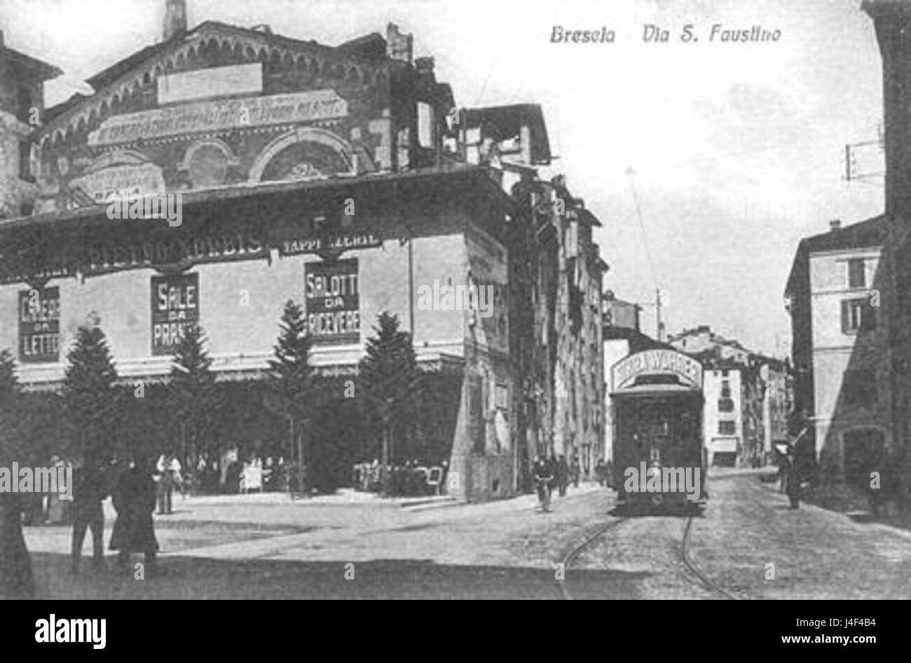 Un riferimento a una località a Brescia, in Italia, in via San Faustino, forse legata a un sito storico o contemporaneo di interesse per la città. Foto Stock