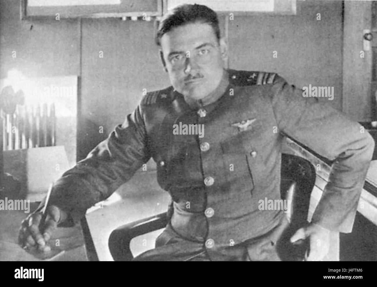 "Spencer 21" si riferisce a un'opera notevole, incentrata sull'analisi sociale, politica e culturale del XXI secolo, che offre approfondimenti sulle questioni contemporanee. Foto Stock