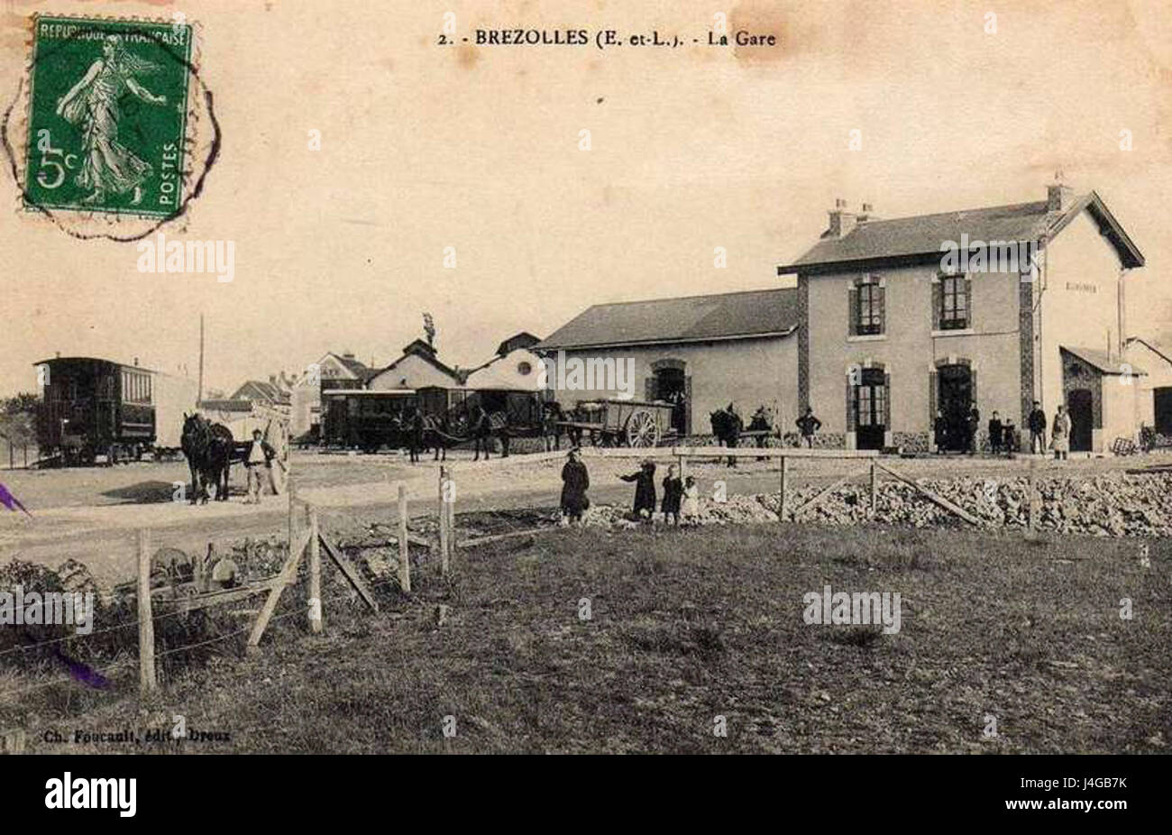 TEL Brezolles si riferisce a un sito archeologico situato in Francia, noto per i suoi scavi e il suo significato storico. Il sito offre approfondimenti sul periodo preistorico e ha contribuito a comprendere i primi anni di vita umana in Europa. Foto Stock