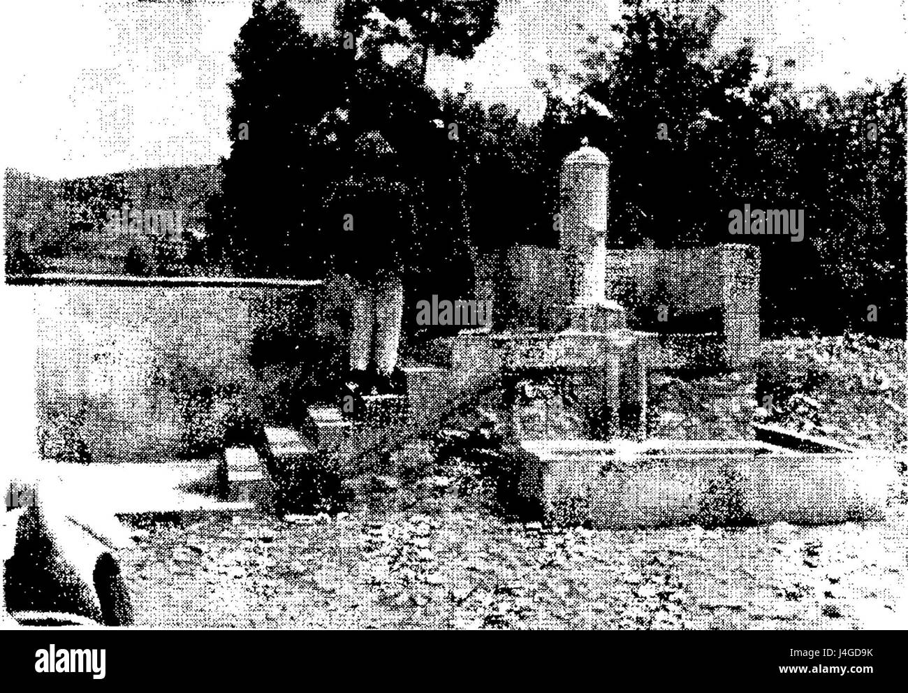 Suvremena cisterna u blizini Petrovca HrvEnc 7 Foto Stock