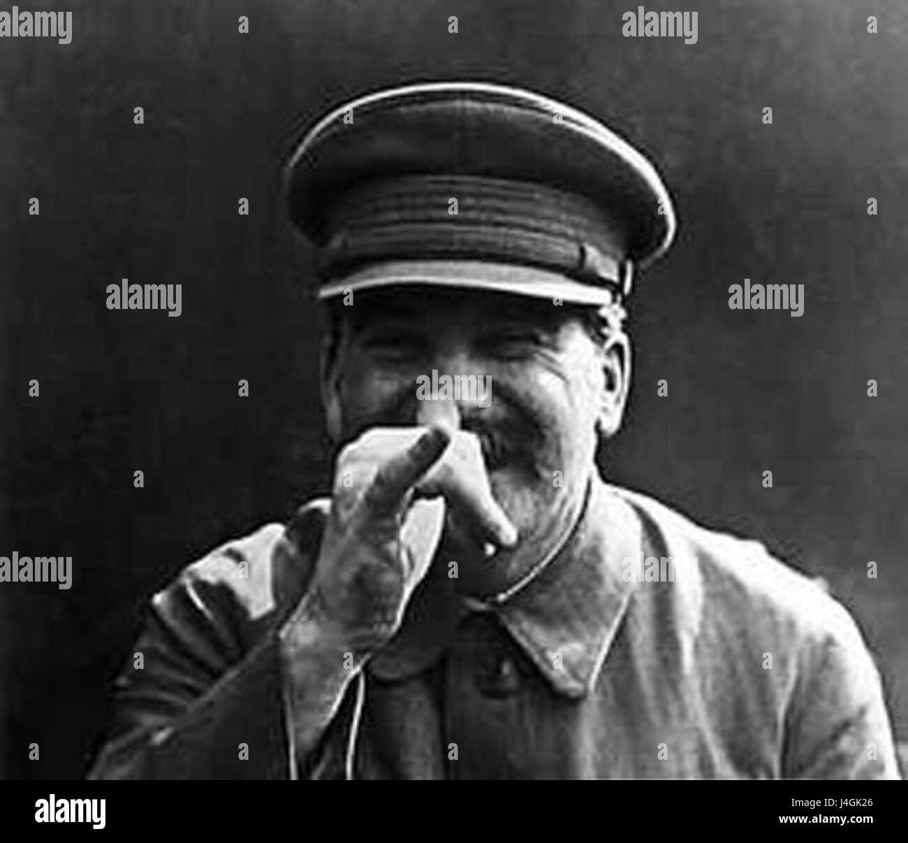 Questa frase si riferisce a una caratteristica notevole di Stalin, il leader sovietico. Il suo aspetto fisico distinto, in particolare il suo naso, è stato spesso discusso in relazione alla sua personalità più grande della vita nella storia sovietica. Foto Stock