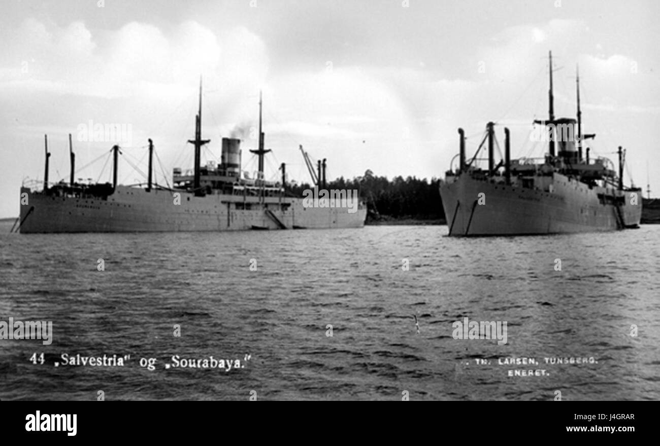 Salvestria e Sourabaya sono probabilmente riferimenti storici o culturali a luoghi di un certo periodo, potenzialmente legati all'epoca coloniale o alla storia moderna, che richiedono un contesto più ampio per una descrizione dettagliata. Foto Stock