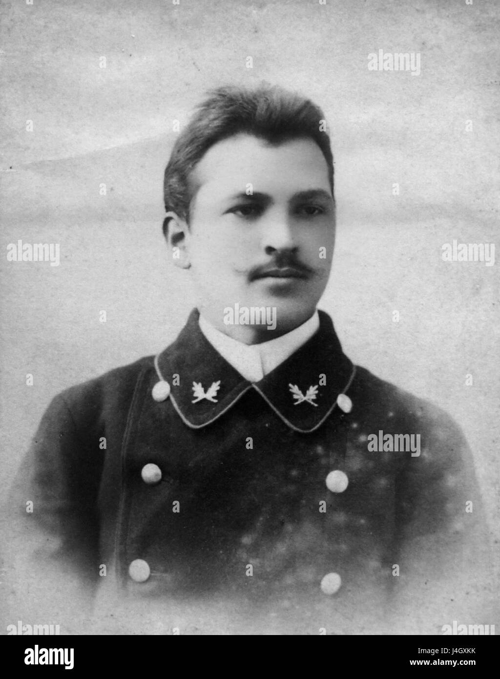 Sergei Stoupin è un fotografo russo contemporaneo noto per le sue immagini surreali che spesso esplorano i confini della prospettiva e della percezione nell'arte visiva. Foto Stock