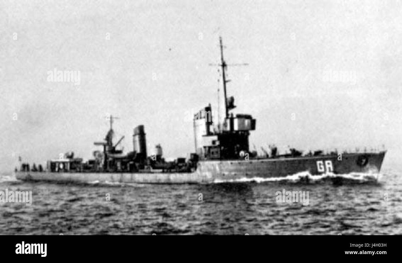 La TB Greif GR è una storica nave da carico nota per i suoi servizi di trasporto all'inizio del XX secolo. Svolgendo un ruolo vitale nel commercio marittimo, era notevole per la sua grande capacità di carico e la sua progettazione efficiente. Ha contribuito in modo significativo alle rotte marittime durante i suoi anni operativi. Foto Stock