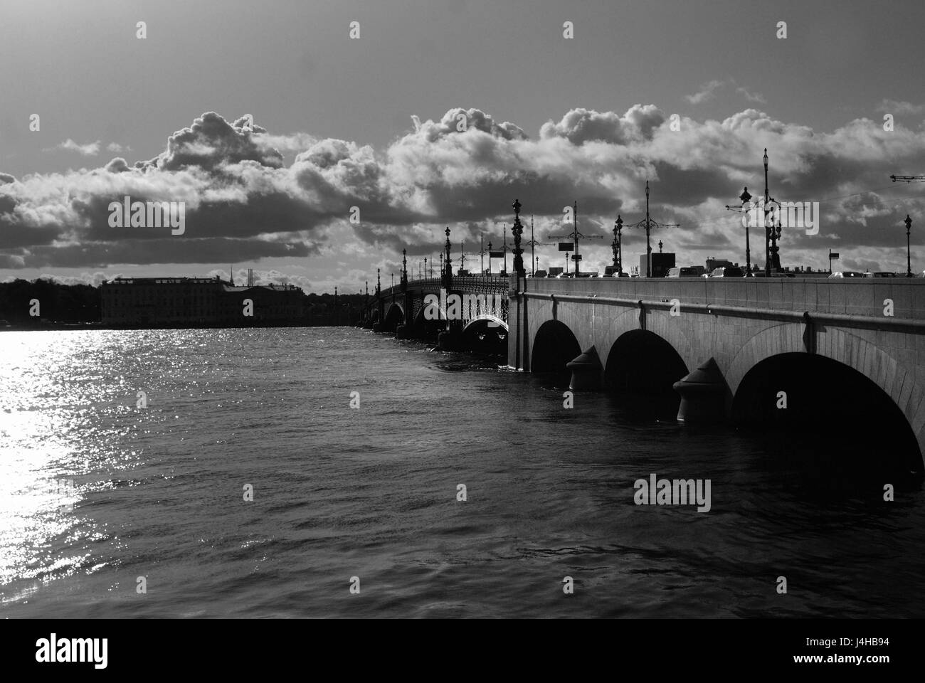 Trinità ponte sul fiume Neva, San Pietroburgo Foto Stock