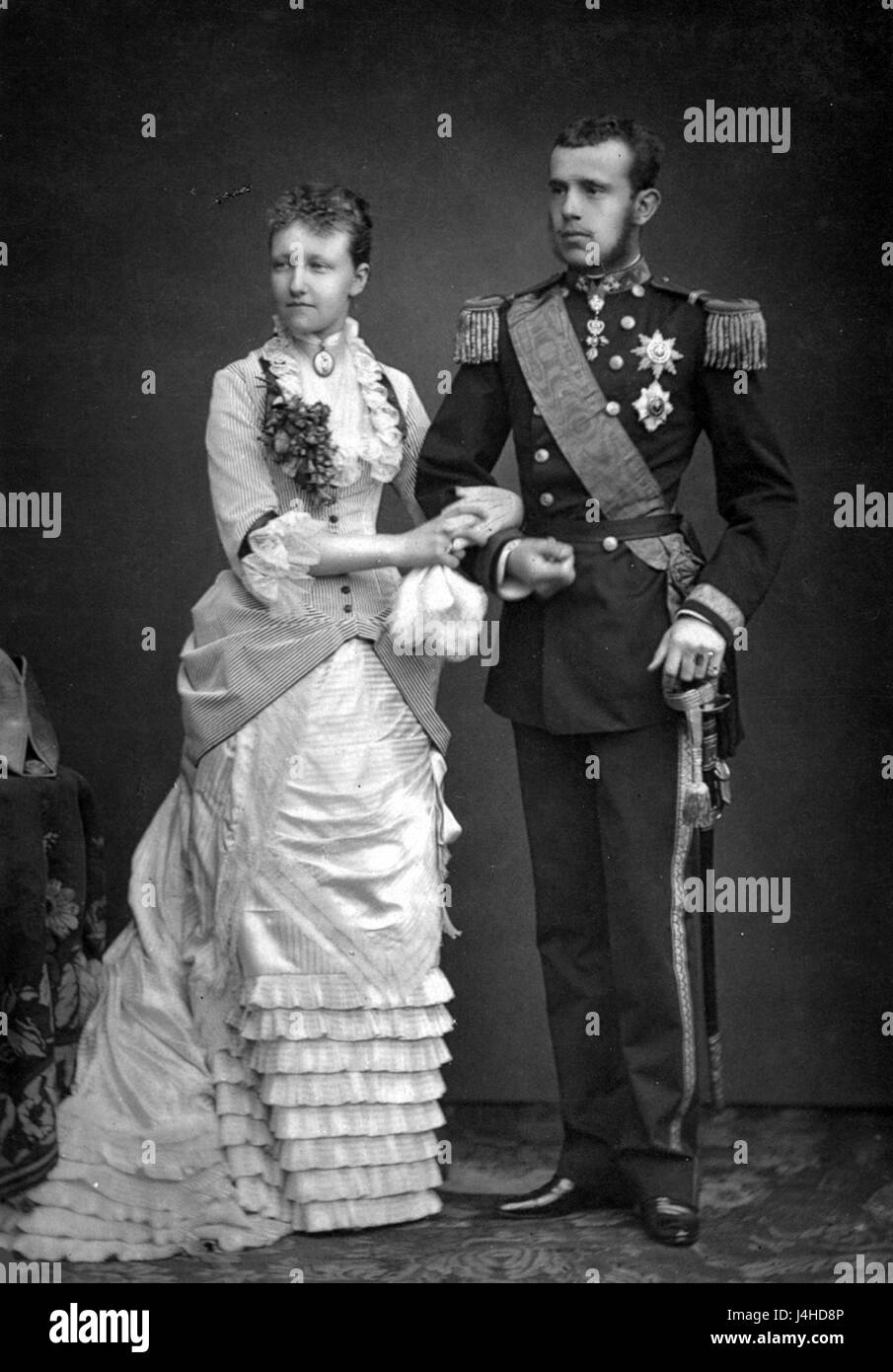 Stefanie en Rudolf è un'opera d'arte visiva che cattura un momento nella vita di due individui. Il pezzo presenta una narrazione della loro connessione ed esperienze condivise, ritratta attraverso immagini artistiche. Foto Stock