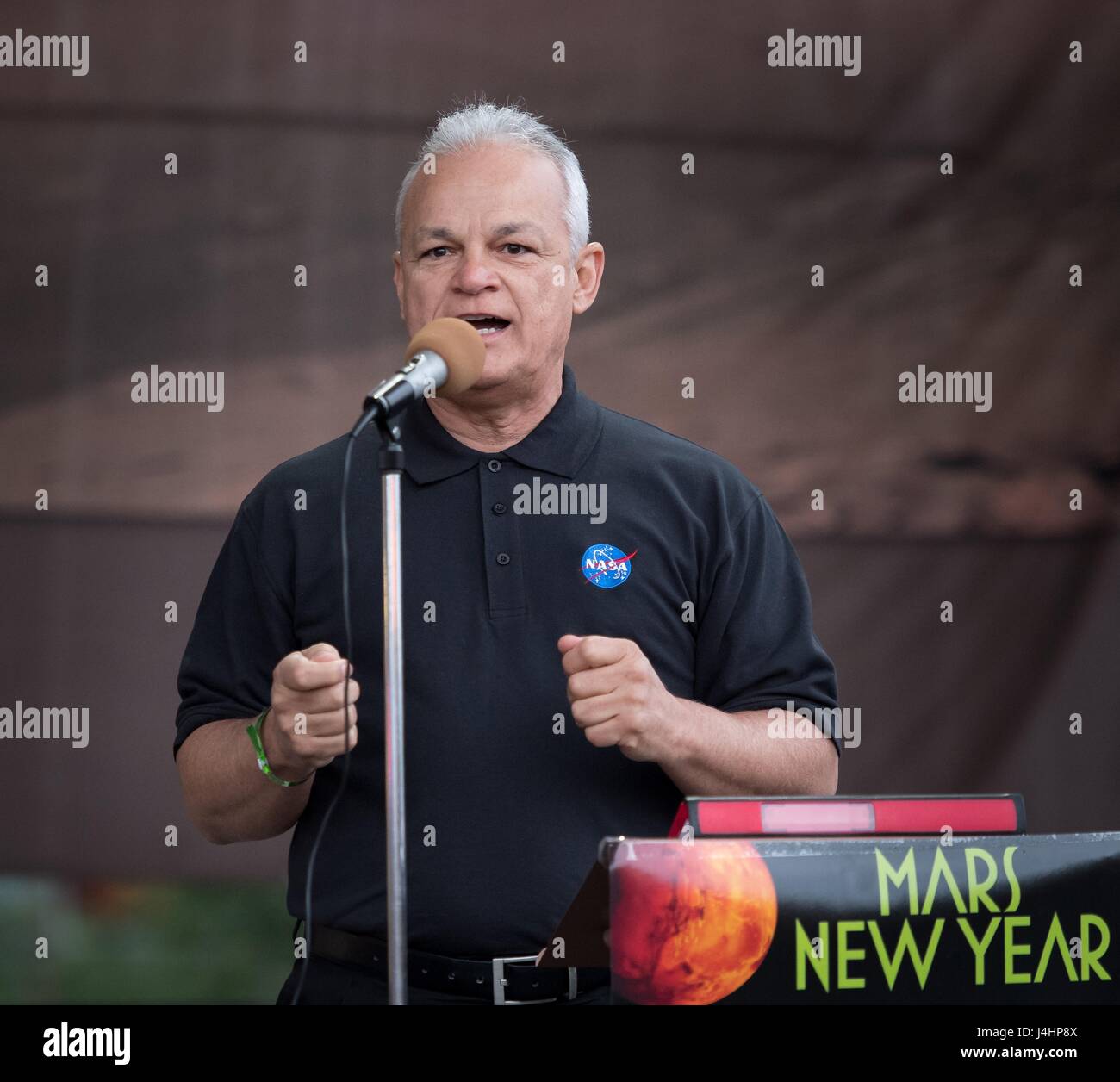 Effetto della NASA Chief Technologist Douglas Terrier parla durante il Mars nuovo anno celebrazione dello stelo 5 Maggio 2017 in Mars, Pennsylvania. (Foto di Bill Ingalls/NASA via Planetpix) Foto Stock