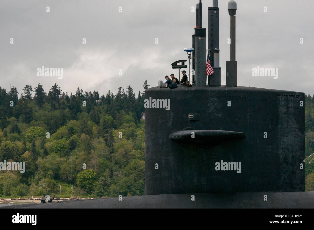 L'USN Ohio-class flotta ballistic-missile submarine USS Alabama transita il cofano Canal Aprile 28, 2017 in Puget Sound, Washington. (Foto di Amanda R. Gray/US Navy via Planetpix) Foto Stock