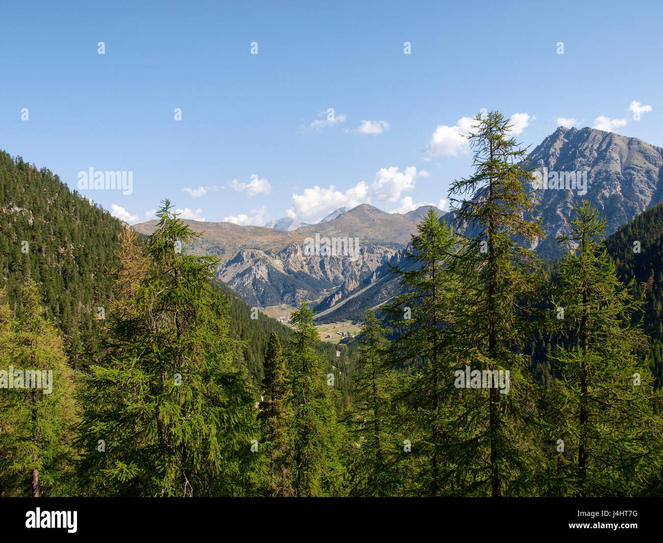 Col d'Izoard, Francia: pass road e sulle montagne circostanti Foto Stock