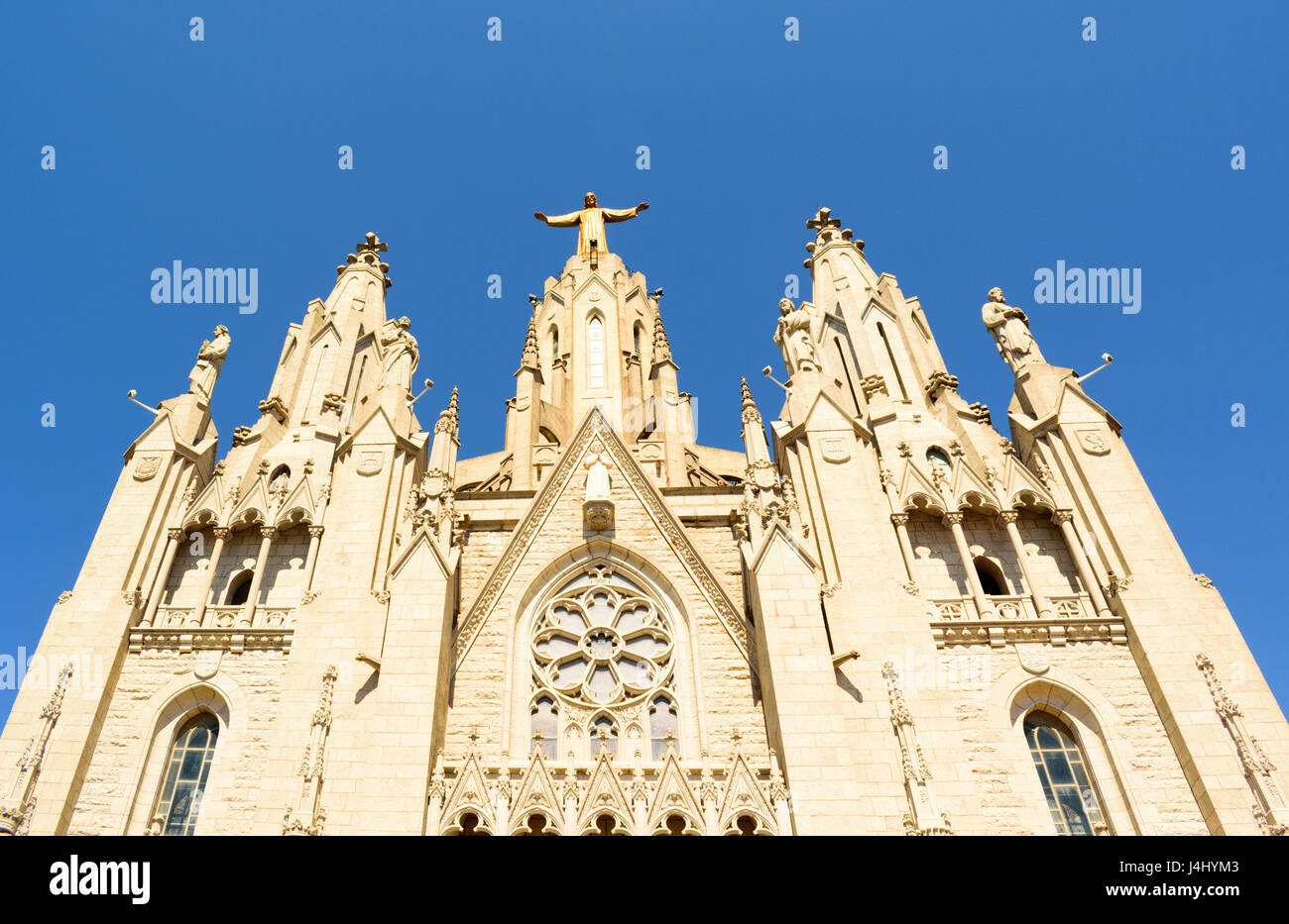 Chiesa cattolica romana sul Monte Tibidabo di Barcellona, in Catalogna, Spagna. Foto Stock