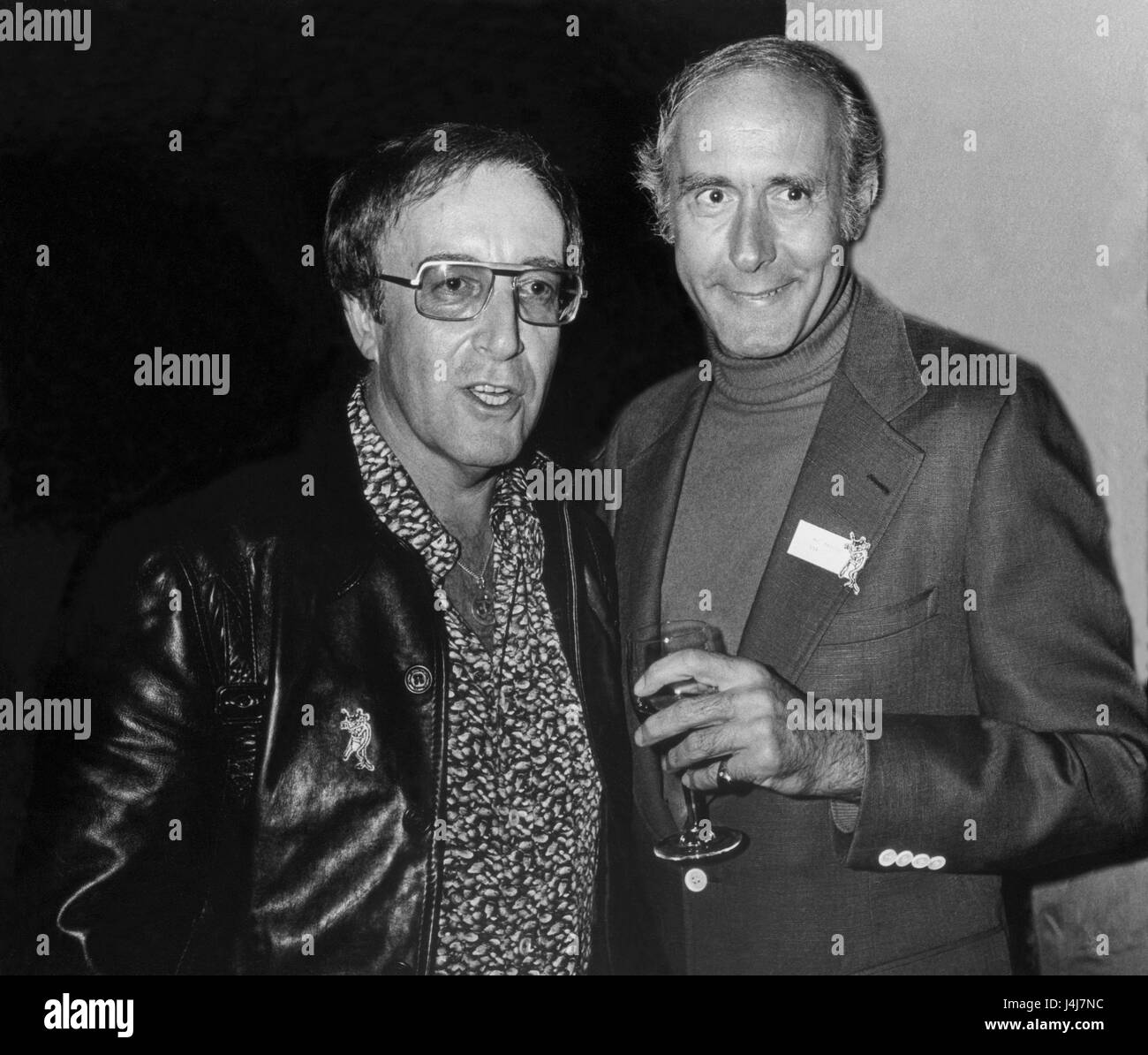 Peter Sellers con il compositore Henry Mancini 1976 Foto Stock