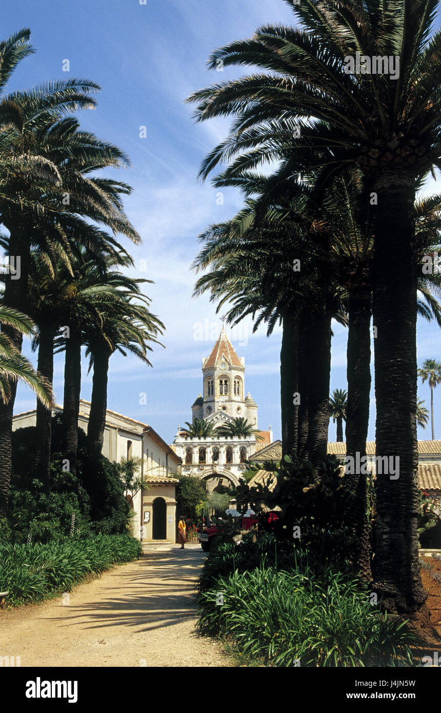 Francia, Riviera, Iles de Lerins, l' Abbaye de Notre Dama de pezzo Honorat, dettaglio Europa, Côte d'Azur, dipartimento delle Alpi Marittime, isola di pezzo Honorat, chiostro isola, vicino Cannes, destinazione, chiostro, chiostro attachment, abbazia, strada di accesso, palme, Foto Stock