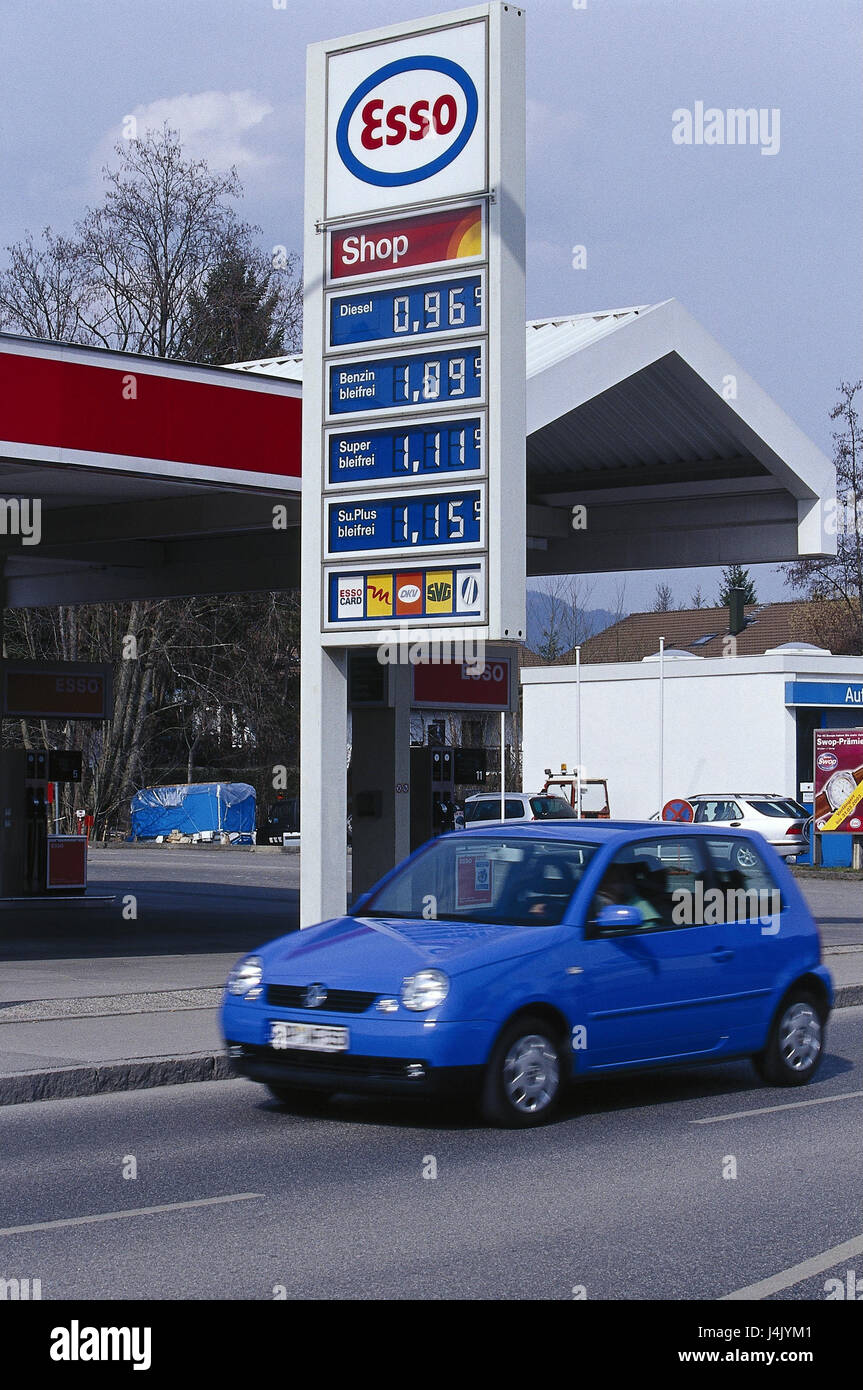 L'Austria, la stazione di riempimento, pannello di indicatore, i costi della benzina, traffico Europa, information board, informazioni, display, prezzi, sprite prezzi, carburanti, il rifornimento di carburante, riempimento, prezzi, prezzo, spese, informazioni sul prezzo, euro, economici, meno caro e più per un buon prezzo, efficiente dal punto di vista dei costi, tasse sul petrolio, economia Foto Stock