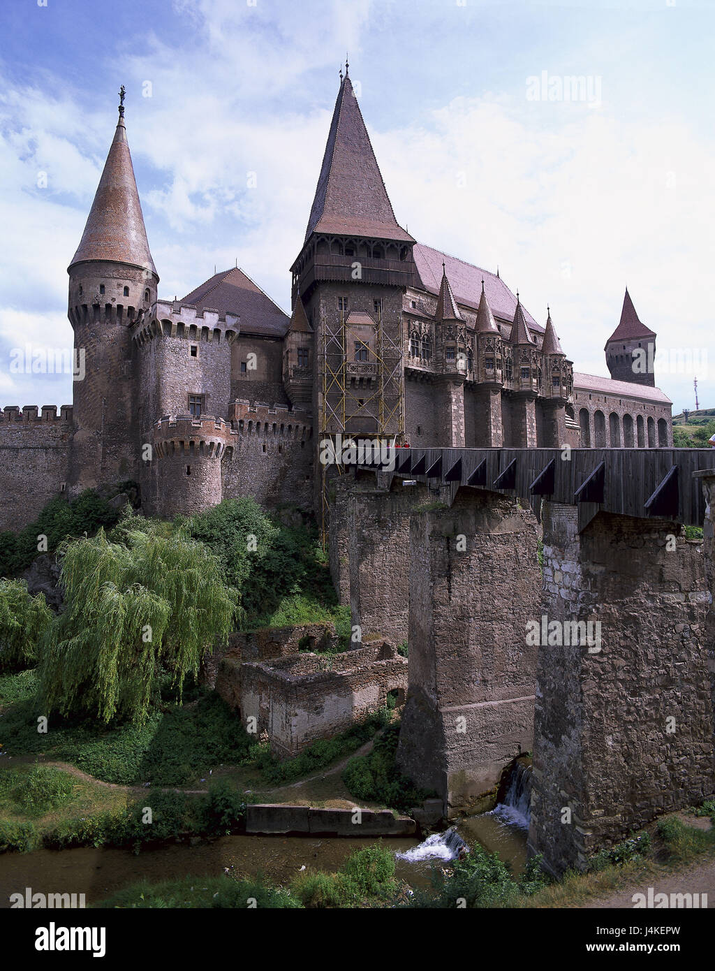 La Romania, Transilvania, Hunedoara, castello, bridge, turistiche Europa sud-orientale e dei Balcani, Transilvania, ferro di mercato, edificio, struttura, fortezza, architettura e cultura, luogo di interesse Foto Stock