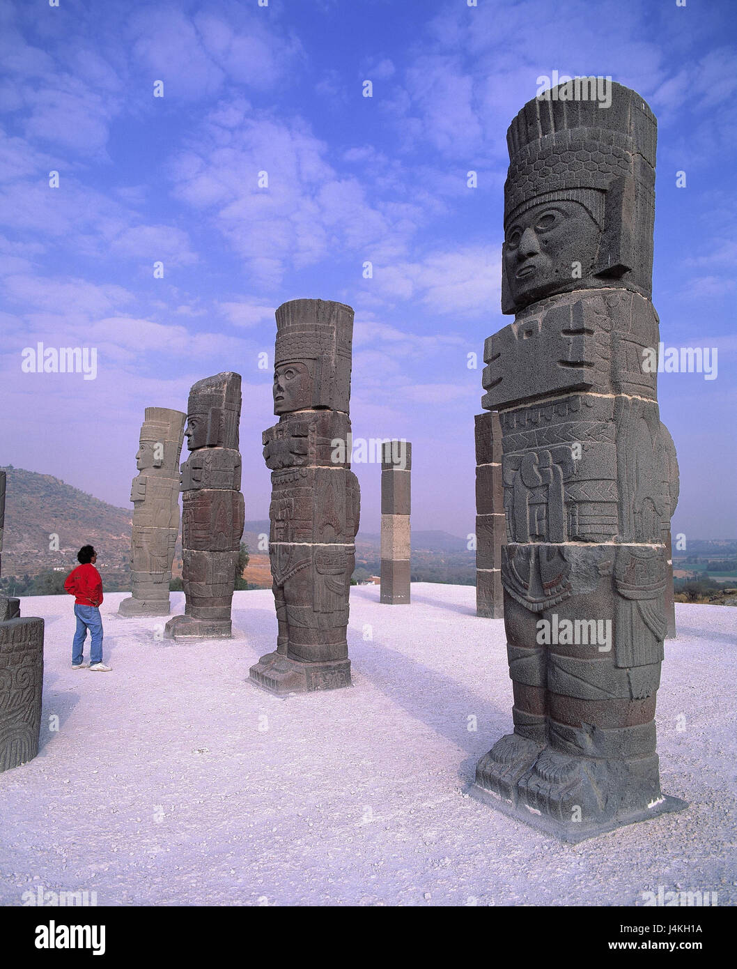 Il Messico di Tula, sito archeologico, pietra atlanti spiked macis tempio, carattere di pietra, luogo di interesse storico, turismo, Foto Stock