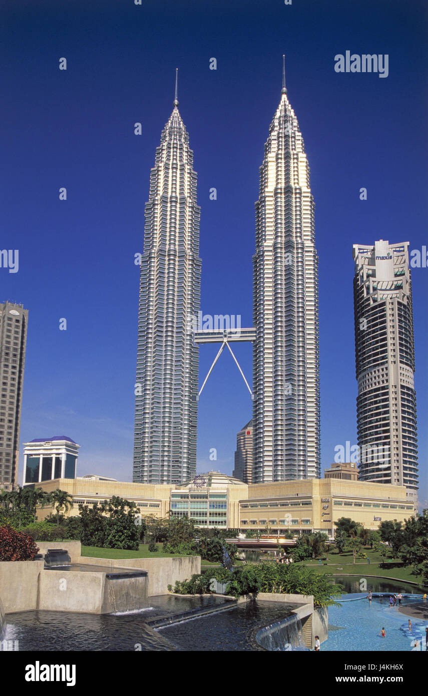 Malaysia, Kuala Lumpur, Petrona di Torre Asia, Sud-est asiatico, Bahasa Malaysia, città capitale, città, immobile, skyline, alta sorge, grattacieli, gemello del Tower, centro città, il più alto edificio del mondo, 451.9 m alta, si accumula nel 1992 - nel 1998, l'architettura, la struttura, la costruzione di uffici, un punto di riferimento, luogo di interesse Foto Stock