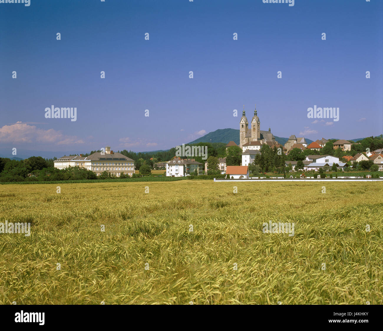 Austria, Carinzia, Maria hall, vista locale, Collegiatstift Europa, luogo, luogo, parrocchia di mercato, luogo di pellegrinaggio, cattedrale, chiesa, la Chiesa del pellegrinaggio, Propsteikirche, struttura, chiesa, costruzione sacra e presenta uno stile architettonico in stile tardo-gotico, architettura, luogo di interesse Foto Stock