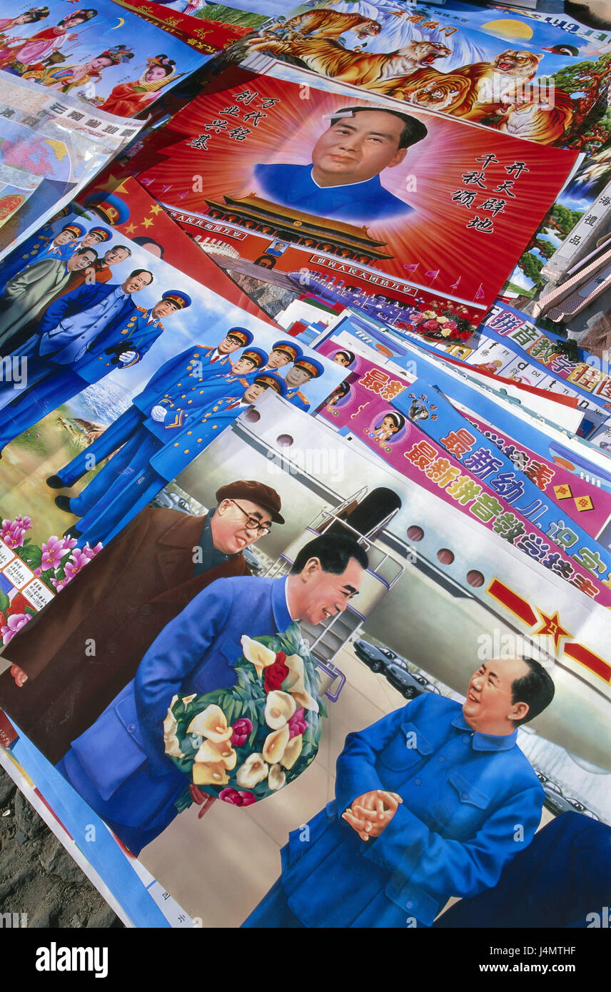 La Cina, nella provincia dello Yunnan, Dali, mercato, vendita, poster, motif, Mao Zedong, dettaglio Asia, Asia orientale, Zhonghua Renmin Gongheguo, Repubblica Popolare, città storicamente, centro città, poster, foto di Mao Tse-tung), uomo politico cinese, comunismo Foto Stock