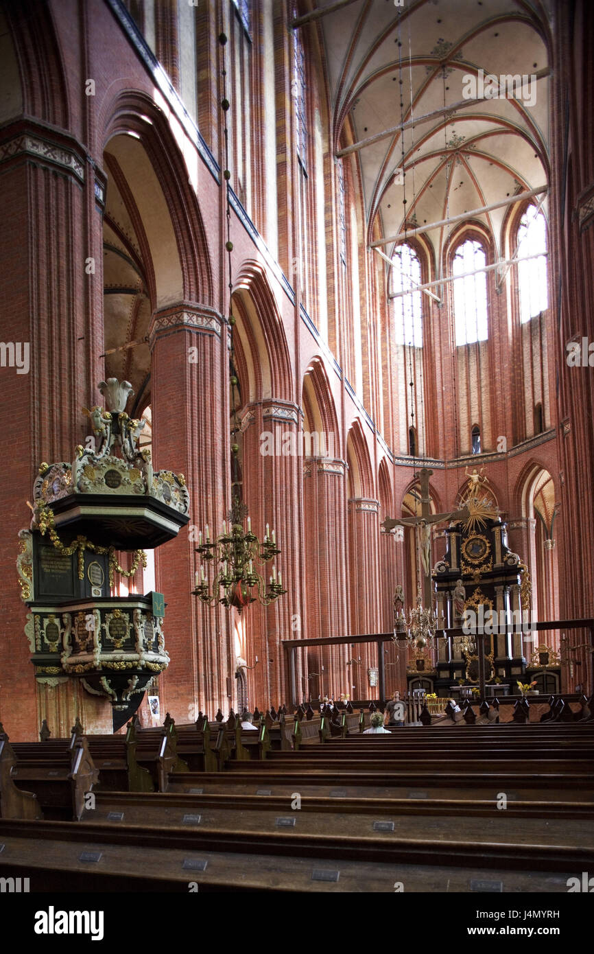Germania, Meclemburgo-Pomerania occidentale, cittadina anseatica di Wismar, Nikolaikirche, pulpito di prua, altare, Foto Stock