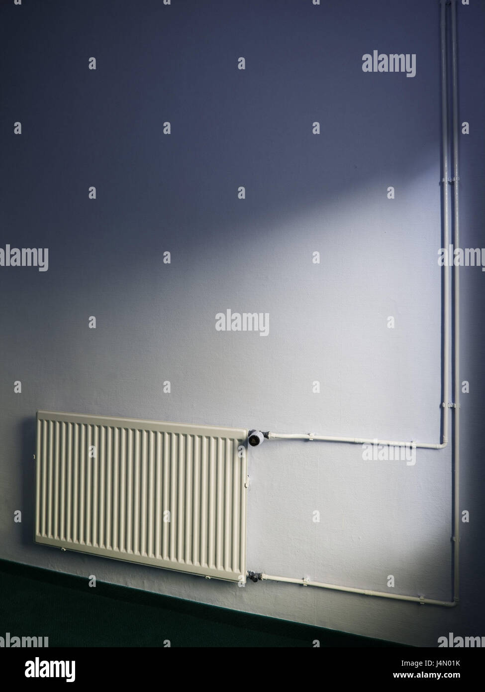 Parete, riscaldamento, alla tubazione, Foto Stock