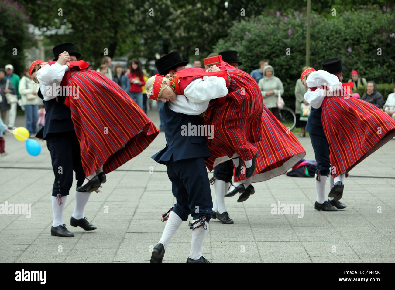 Estonia, Tallinn, Città Vecchia, folklore group, danza, Foto Stock