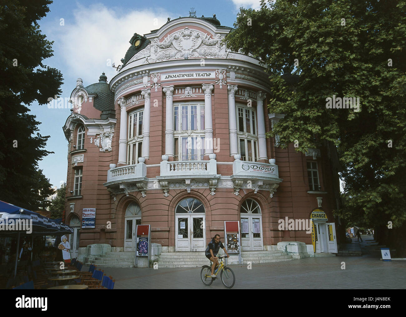 La Bulgaria, Varna, Centro citta', l'opera-casa, fuori, il Mar Nero, costa, costa del Mar Nero, città, Varna, porto, centro, edificio, cultura, architettura, opera, facciata, luogo di interesse Foto Stock