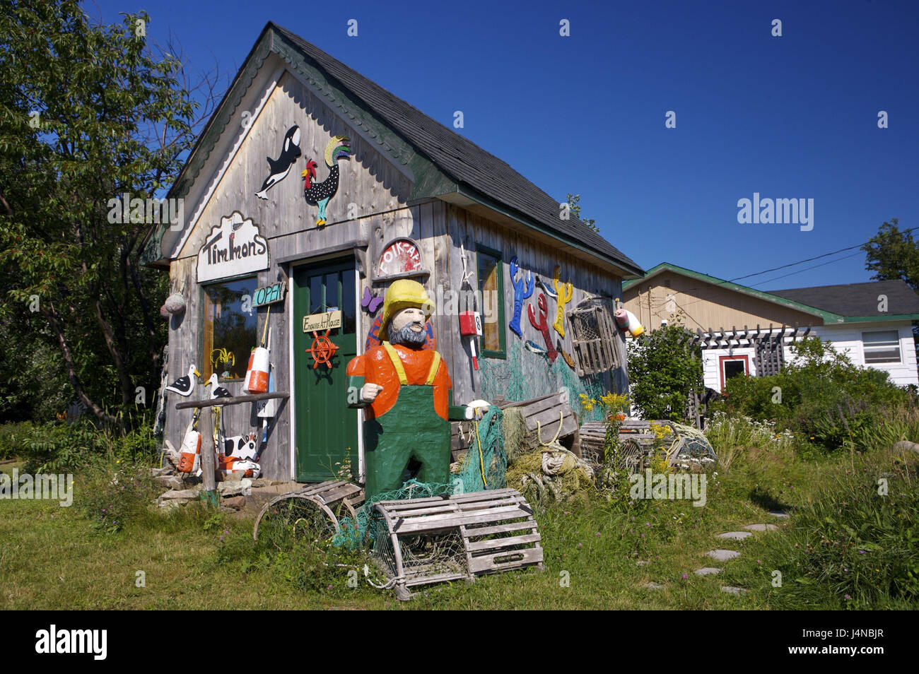 Summer house, decorazione, Timmon's folk tipo di tendina, piacevole Bay, Cabot Trail, Cape Breton, Nova Scotia, Canada, Foto Stock