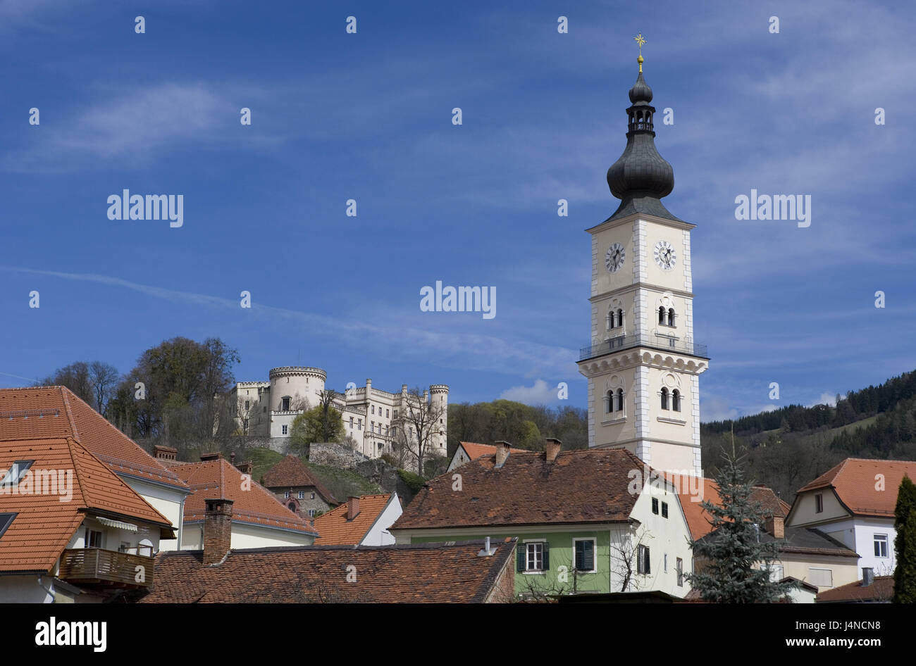 Austria, Carinzia, lupo di montagna, città alta, Steeple, serratura, Foto Stock